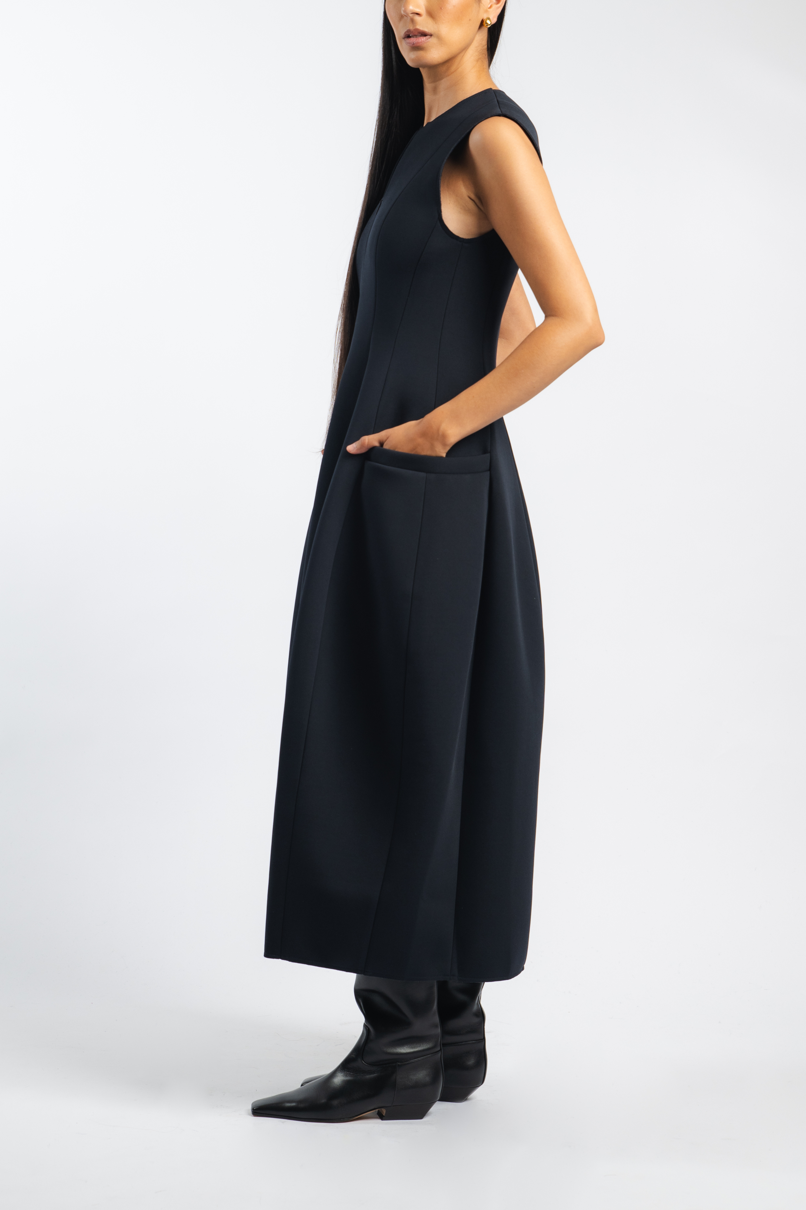 Bonded Twill Sleeveless Sculpted Dress
