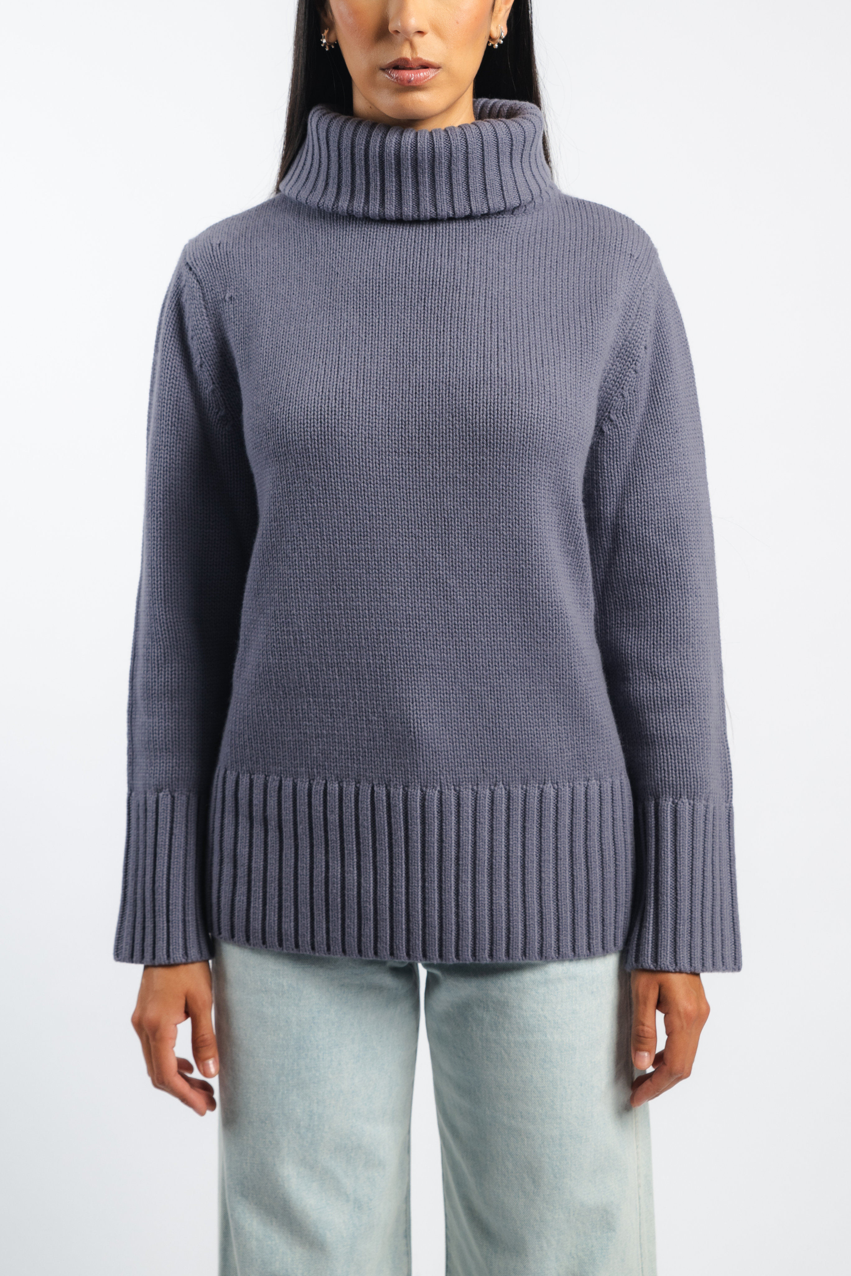 Cashmere Oversized Turtleneck in Iris